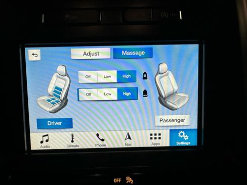 Used 2018 Ford F150 Platinum w/ Max Trailer Tow Package image 13