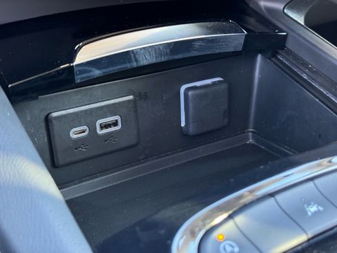 Used 2023 Buick Envision Preferred image 28