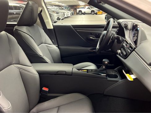 New 2025 Lexus ES 350 w/ Premium Package image 28