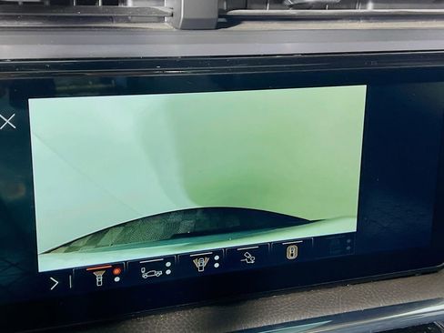 Certified 2024 GMC Sierra 2500 Denali w/ Denali Reserve Package image 13