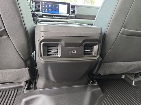 Used 2022 Chevrolet Silverado 1500 RST w/ Convenience Package II AWD/4WD image 34