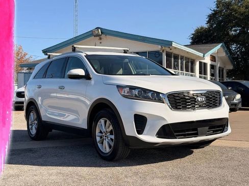 Used 2020 Kia Sorento LX w/ LX I4 Convenience Package image 1