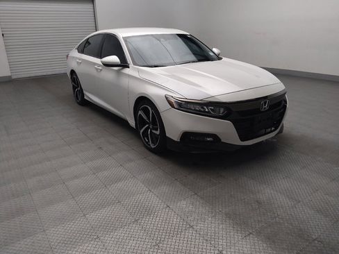 Used 2019 Honda Accord Sport image 13