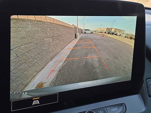 Used 2023 Chevrolet Blazer LT image 26