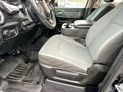 Used 2019 RAM 2500 Big Horn image 13
