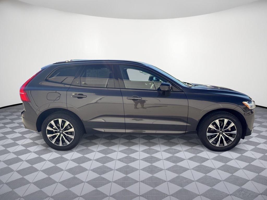 Certified 2024 Volvo XC60 B5 Core w/ Protection Package Premier AWD/4WD image 8