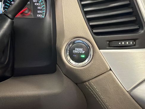 Used 2018 GMC Yukon SLT w/ Premium Edition image 27