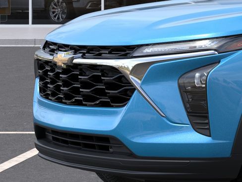 New 2026 Chevrolet Trax LS w/ LS Convenience Package FWD image 37