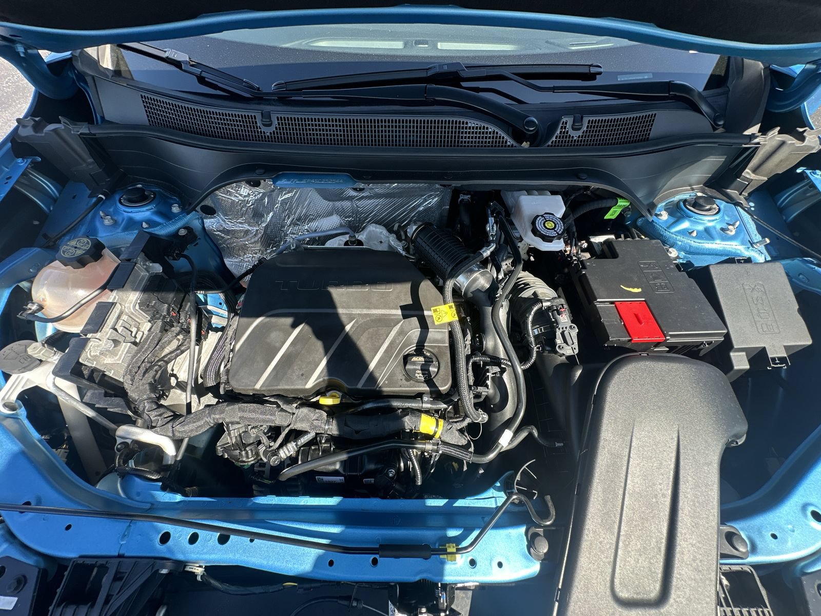 Used 2025 Chevrolet Trax RS w/ Sunroof Package FWD image 33