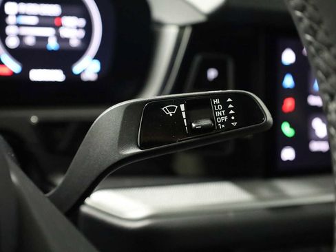 Certified 2025 Porsche Cayenne Coupe AWD/4WD image 29