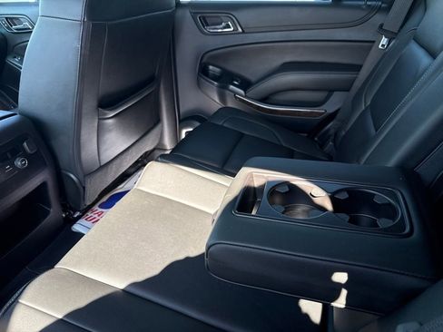 Used 2019 Chevrolet Tahoe LT image 41