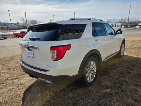 Used 2020 Ford Explorer Limited w/ Class III Trailer Tow Package image 6