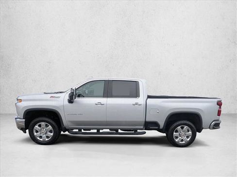 Used 2022 Chevrolet Silverado 2500 LTZ w/ LTZ Premium Package image 8