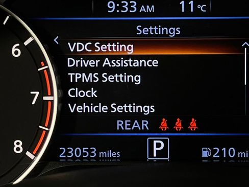 Used 2025 Nissan Altima 2.5 SV image 16