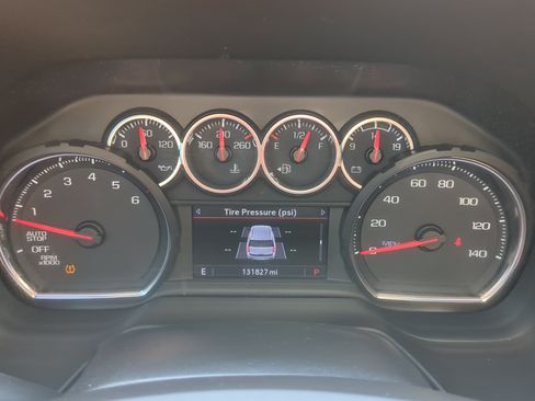 Used 2021 Chevrolet Tahoe LT w/ LT Signature Package RWD image 25