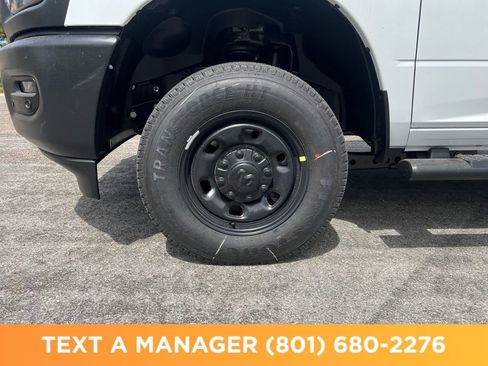 New 2026 RAM 2500 Tradesman AWD/4WD image 24
