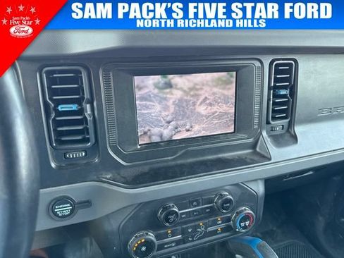 Used 2022 Ford Bronco Black Diamond w/ Sasquatch Package AWD/4WD image 8