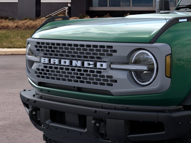 Used 2025 Ford Bronco Badlands AWD/4WD image 19