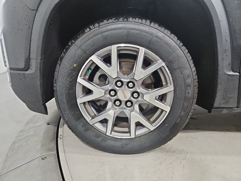 Used 2020 GMC Acadia SLT FWD image 26