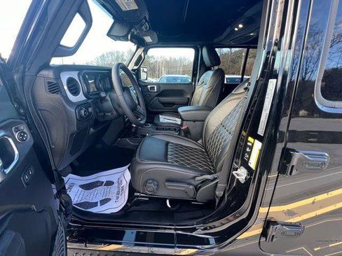 New 2025 Jeep Wrangler Sport S AWD/4WD image 11