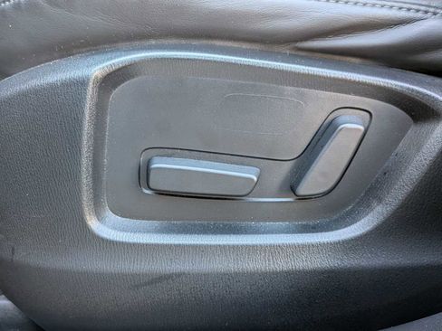 Used 2020 MAZDA CX-5 Touring image 16