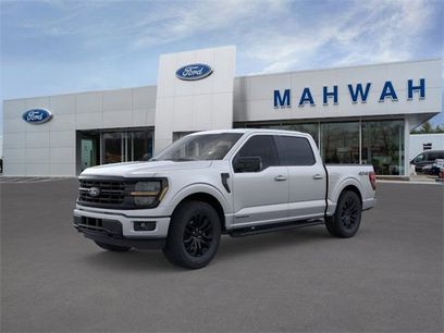 New 2025 Ford F150 XLT w/ Equipment Group 302A MID