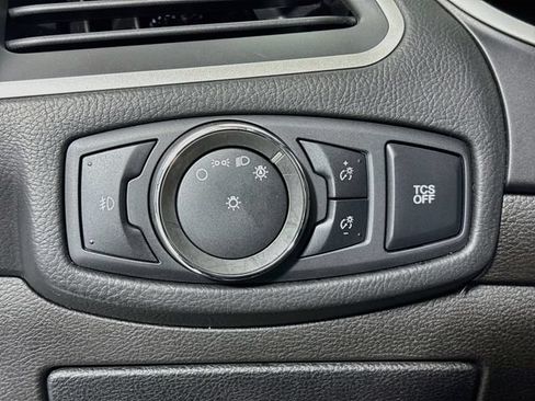 Used 2020 Ford Edge SEL FWD image 10