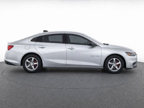 Used 2018 Chevrolet Malibu LS FWD image 8