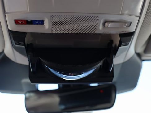 Certified 2025 Subaru Ascent Premium w/ Premium Package image 44