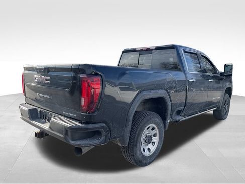 Used 2021 GMC Sierra 3500 Denali w/ Denali Black Diamond Edition image 7