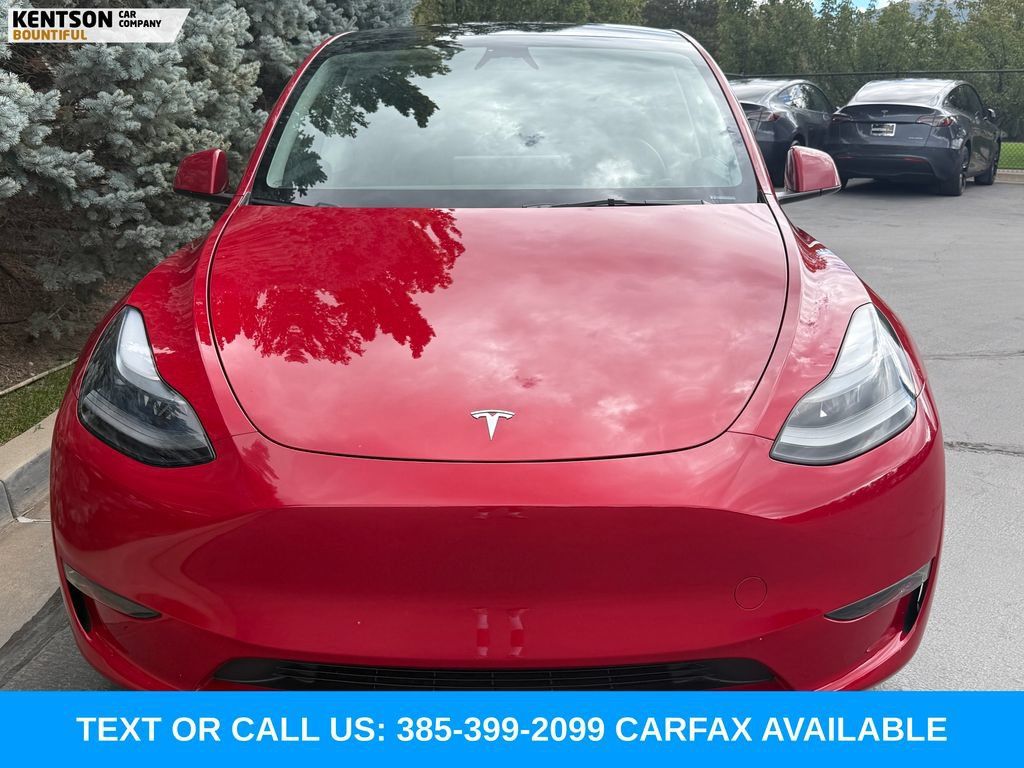 Used 2023 Tesla Model Y Long Range AWD/4WD image 2