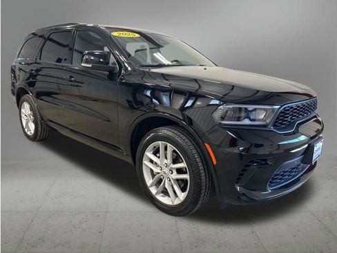 Used 2025 Dodge Durango GT AWD/4WD image 3