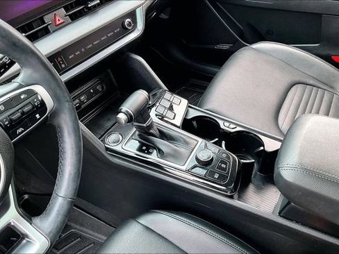 Used 2023 Kia Sportage SX image 15