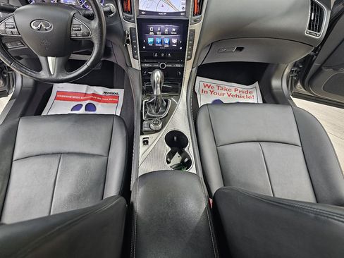 Used 2016 INFINITI Q50 3.0t Premium w/ Driver Assistance Package image 29