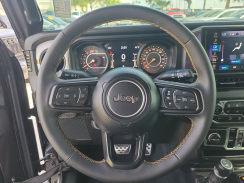 Used 2024 Jeep Wrangler Sport S image 14
