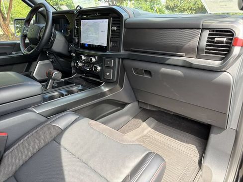 Used 2025 Ford F150 Raptor AWD/4WD image 32