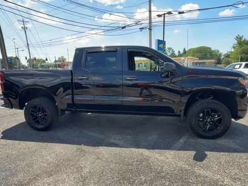 Used 2024 Chevrolet Silverado 1500 Custom Trail Boss AWD/4WD image 9