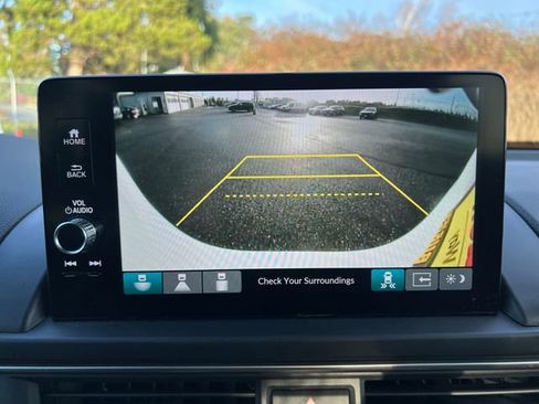 Used 2023 Honda Pilot EX-L image 26