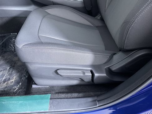 Used 2026 Subaru Crosstrek 2.5i image 13