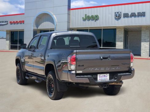 Used 2023 Toyota Tacoma TRD Pro AWD/4WD image 4