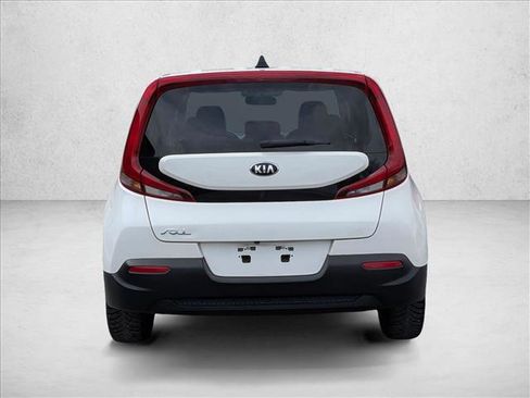 Used 2021 Kia Soul LX image 7