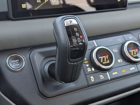 Used 2023 Land Rover Defender 110 S image 18