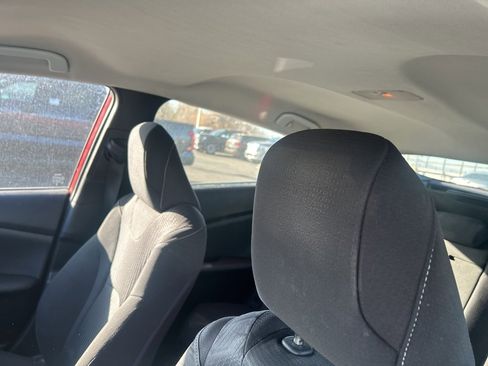 Used 2020 Toyota Prius Prime LE image 20