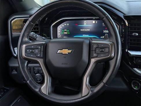 Used 2022 Chevrolet Silverado 1500 High Country image 14