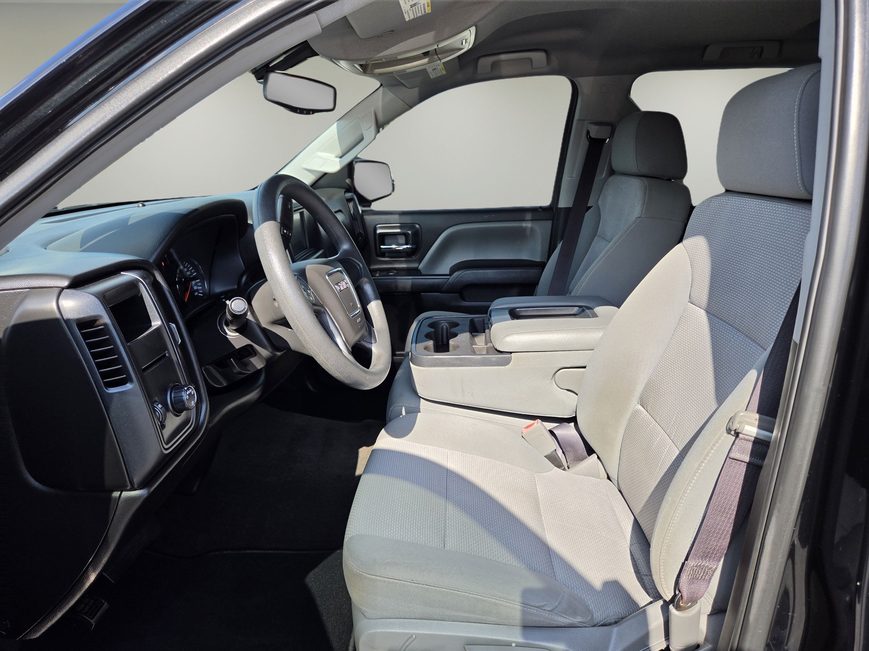 Used 2017 GMC Sierra 1500 2WD Crew Cab w/ Sierra Convenience Package image 10