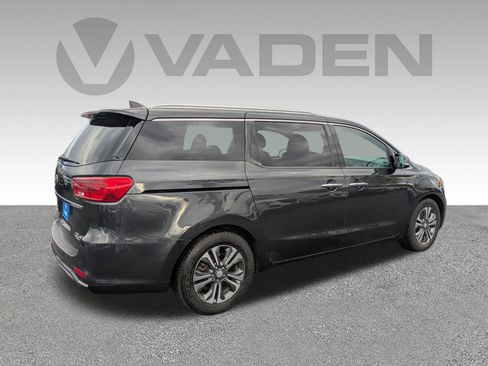 Used 2020 Kia Sedona SX image 30