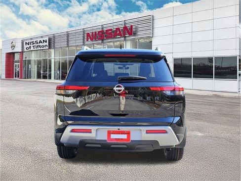 New 2025 Nissan Pathfinder SL w/ Black Appearance Package image 6