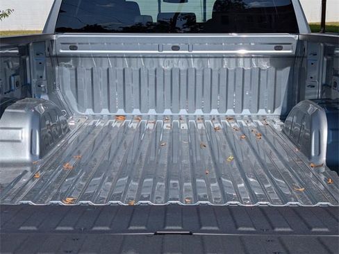 New 2026 GMC Sierra 1500 SLT image 8