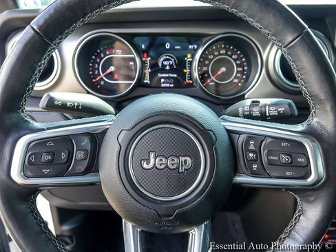 Used 2021 Jeep Wrangler Unlimited Rubicon w/ Dual Top Group AWD/4WD image 14