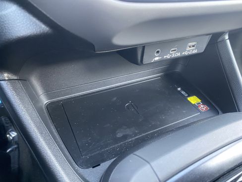 Certified 2025 Subaru Crosstrek 2.5i Sport w/ Crosstrek Mirror Package image 32